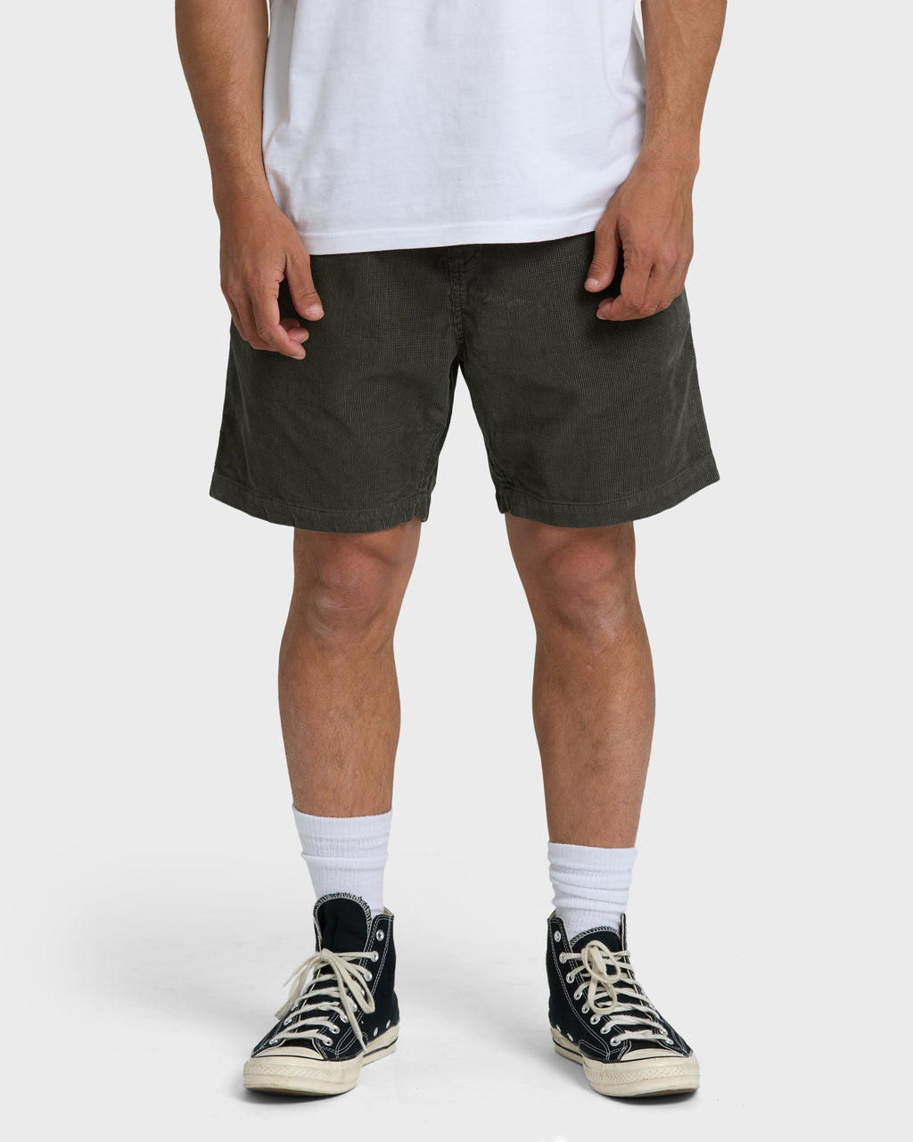 Larry Layback 19 Cord Shorts - Dark Gray
