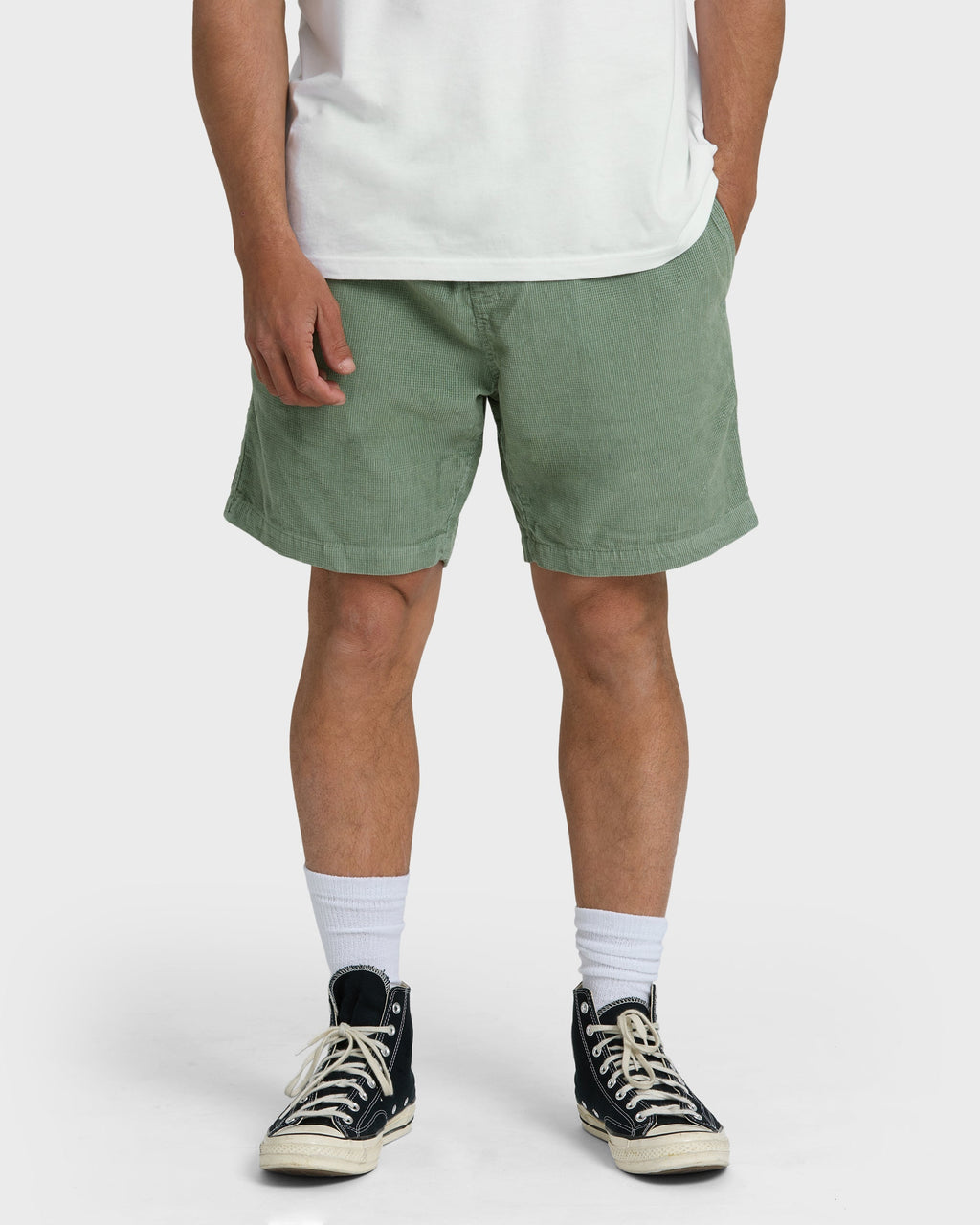 Larry Layback 19 Cord Shorts - Moss