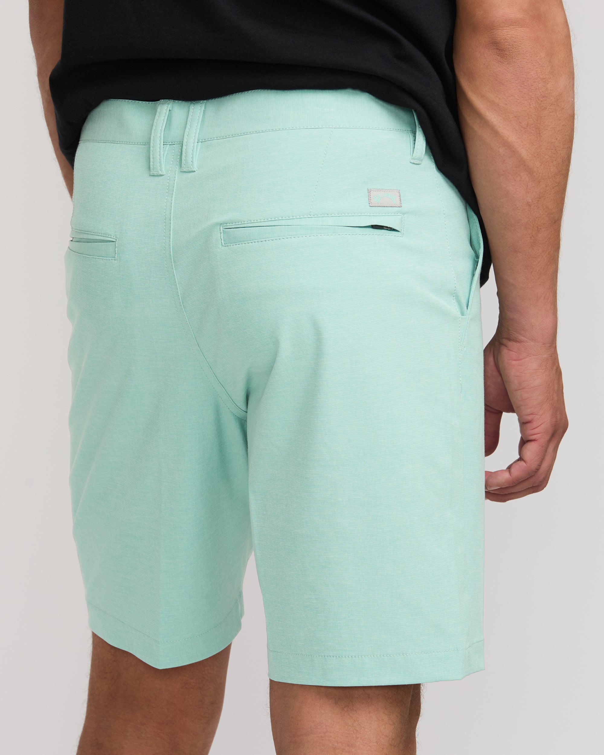 Crossfire Submersible 19 Hybrid Shorts - Bermuda