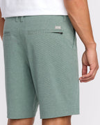 Crossfire Submersible 19 Hybrid Shorts - Green Ash