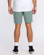 Crossfire Submersible 19 Hybrid Shorts - Green Ash