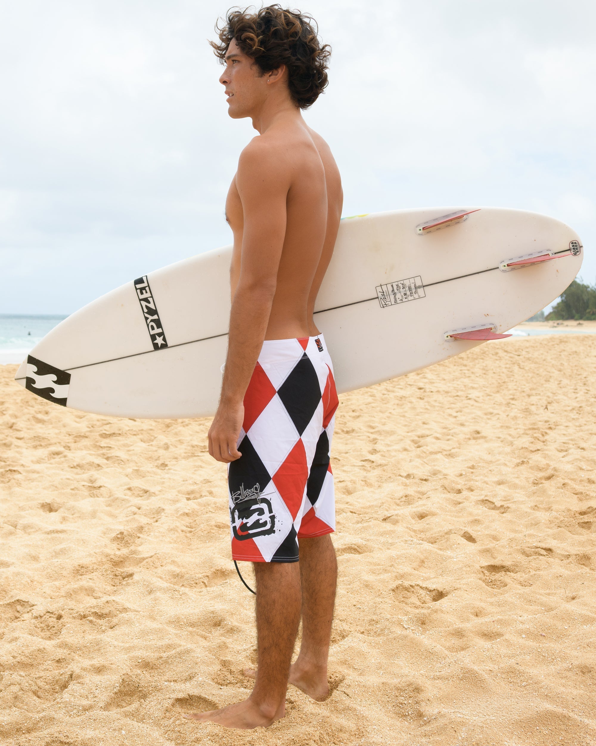 A.I. Diamonds Pro Boardshorts - True Red