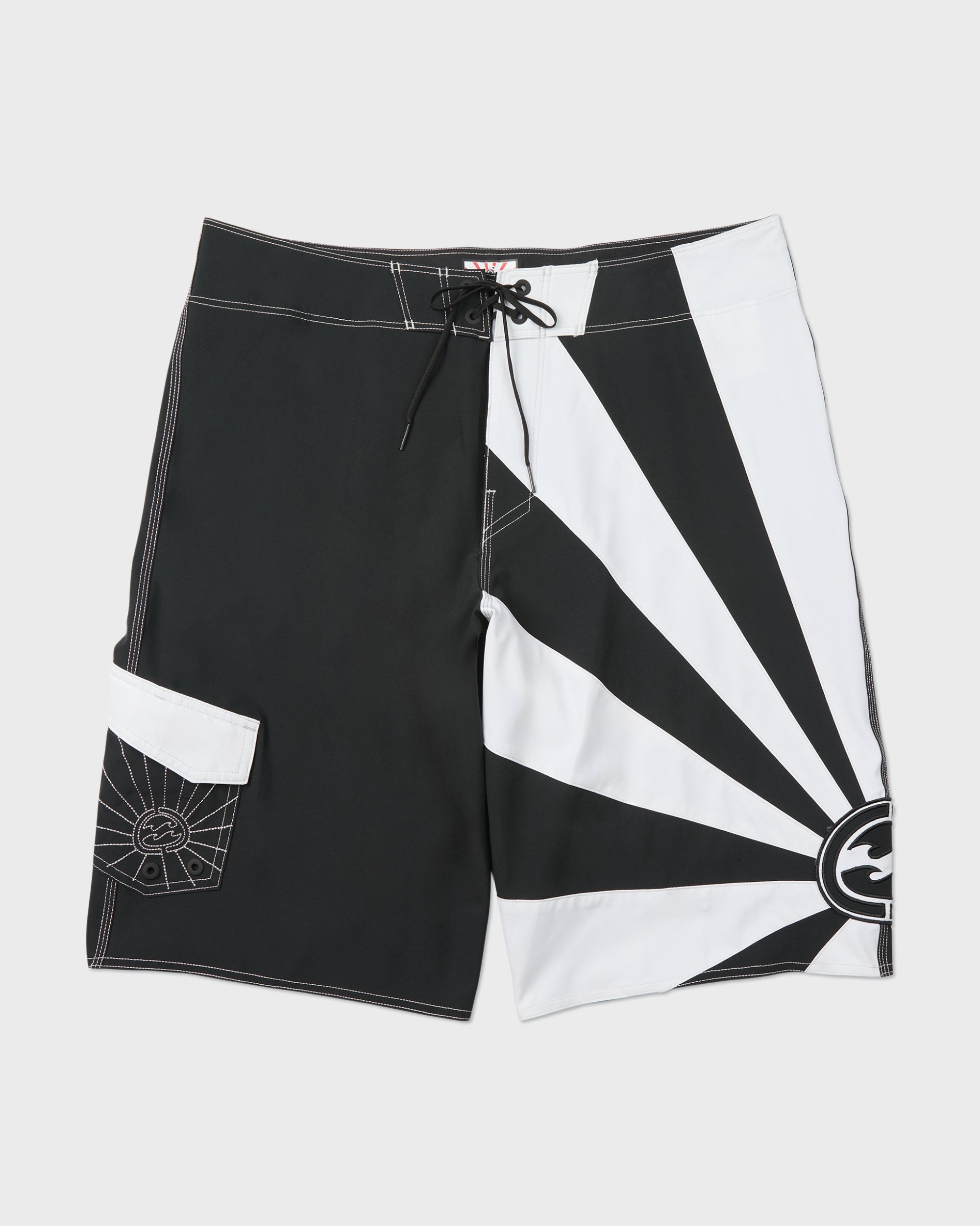 A.I. Rising Sun Pro 22 Boardshorts - Black/White..