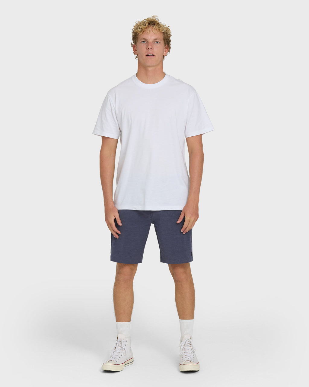 Primary Submersible 19 Hybrid Shorts - Dark Gray